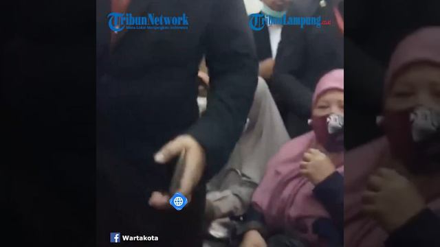 Ustaz Yusuf Mansur Jalani Sidang Dugaan Investasi Bodong @TRIBUNLAMPUNGNEWSVIDEO смотреть онлайн