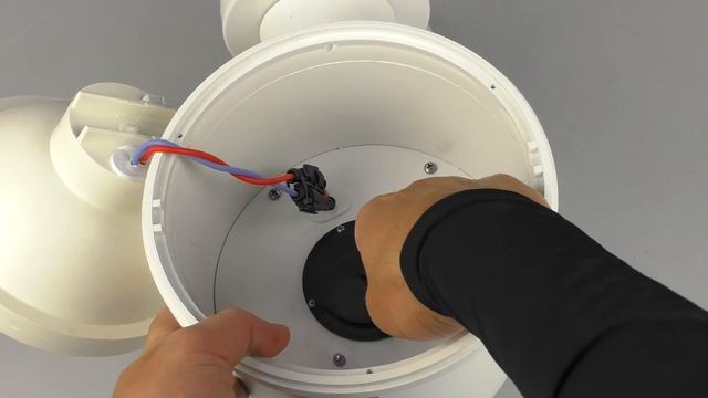 Прожектор ксеноновый 55W с дистанционным управлением смотреть онлайн