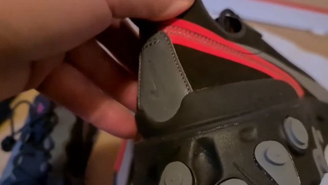 Nike React Element 55 SE Unboxing Video смотреть онлайн