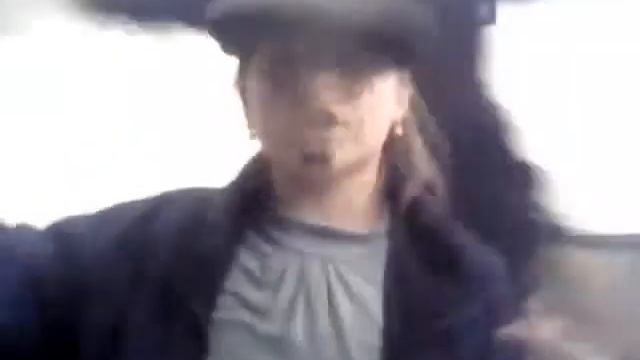 зализанная чёлка