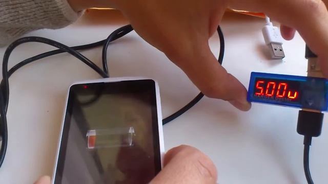 тестер напряжения сети  и флешка Micro SD