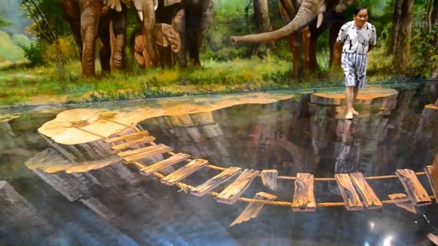 Галерея 3d-картин в Паттайе 3D-Gallery of 3d paintings in Pattaya смотреть онлайн