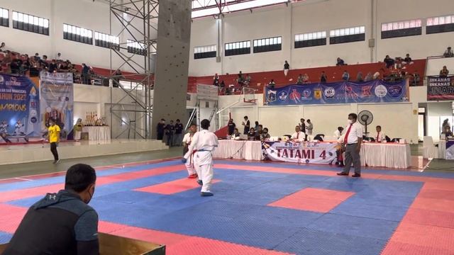 Round 1 Male Cadet Kumite -52 kg. Kejurnas Karate Esa Unggul Cup 3, Rasya (Aka) смотреть онлайн