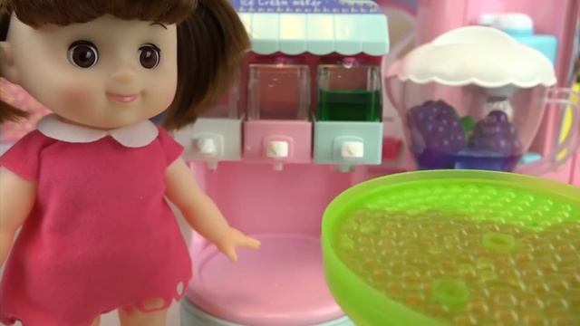 Baby Doli and fruit jelly juice maker toys baby doll play смотреть онлайн