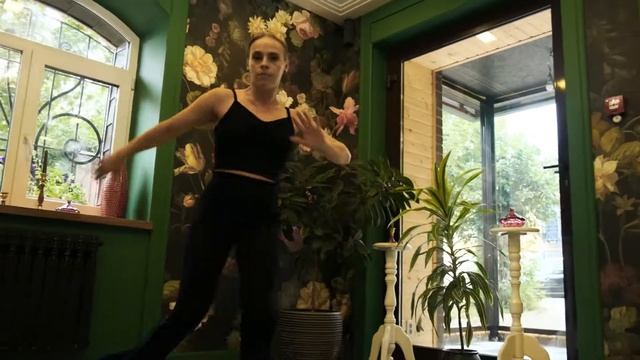 Mama Saturn's Galactica | HIGH HEELS | ИРИНА НОВОСЕЛОВА смотреть онлайн