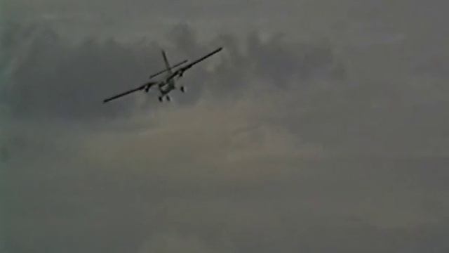 Norwegian airforce Twin Otter aerobatic display gardermoen airshow 1992 смотреть онлайн