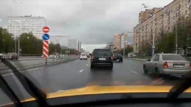 В Москве стало меньше такси?! смотреть онлайн