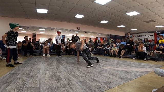PLAY BREAK BATTLE Номинация мальчики 9-10 лет ( ФИНАЛ) смотреть онлайн