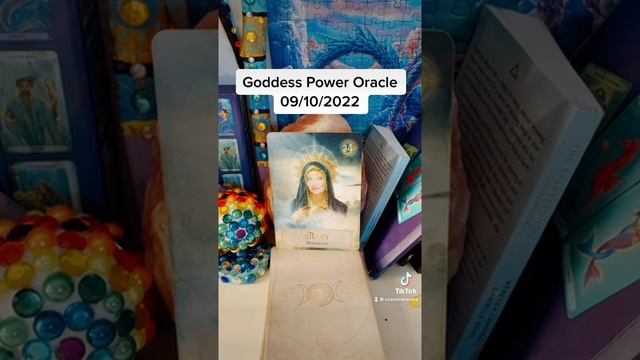 Goddess Power Oracle card of the day! 09/10/2022 смотреть онлайн