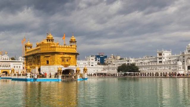 MOOL MANTRA смотреть онлайн