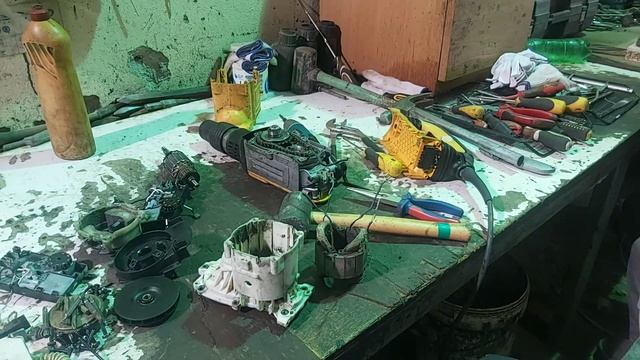 How To Solve DEWALT D25601 - GB Red Signal Problam Solve