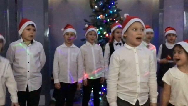 Рождественские колокольчики смотреть онлайн