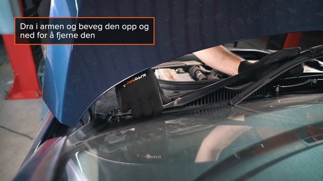 Slik bytter du vindusviskerarmer på bilen [AUTODOC-VIDEOLEKSJONER] смотреть онлайн