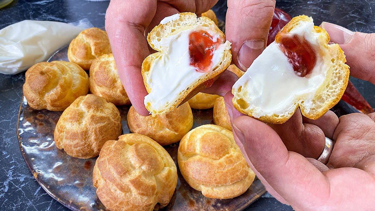 Это очень просто. Профитроли с двумя начинками. Заварное тесто от кондитера для эклеров смотреть онлайн