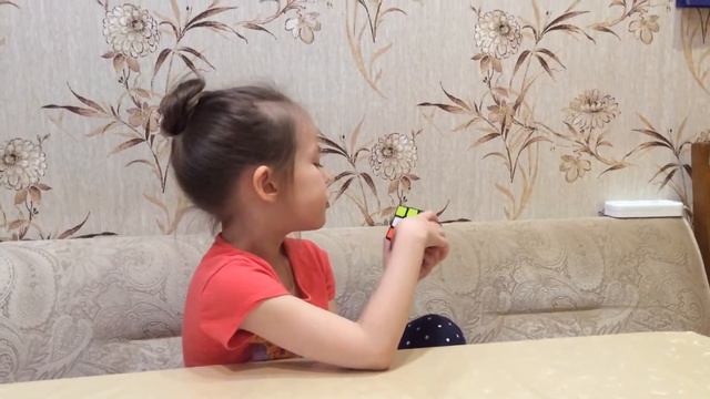 Как собрать сторону кубика-Рубика смотреть онлайн