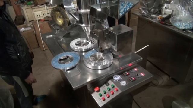JTJ-V with 2 operation mold to speed up filling смотреть онлайн