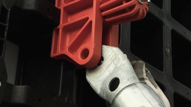 TRAINING | How to install the primary formwork with push-pull props DUO Wall Formwork (EN) смотреть онлайн