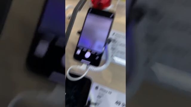 iPhone XS Max сравнение камер с iPhone 11 pro Max смотреть онлайн