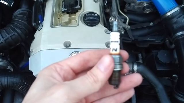How to replace Spark plugs / Jak vyměnit Svíčky - Mercedes-Benz CLK W208 = BRISK EVO смотреть онлайн