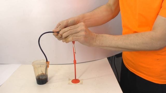 ? МАГНИТНЫЙ НАСОС жидкость сама течет вверх! Гравитация бессильна! Magnetic pump Игорь Белецкий смотреть онлайн