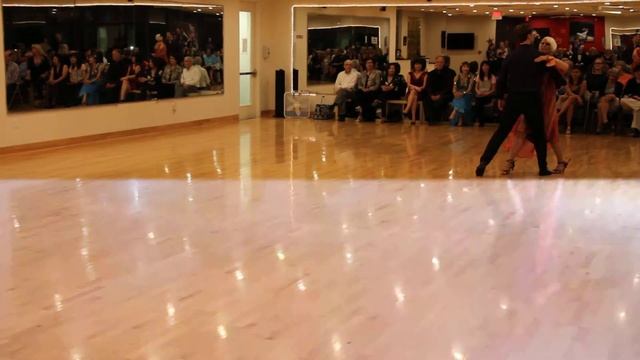 Showcase 10/24/2015: Pat Shupe and Brian Nicklyn - Tango смотреть онлайн