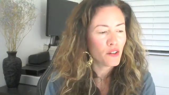 Business Oracle Reading 23 Aug 22: Allow your spirit to drive you forward! смотреть онлайн