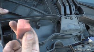 Замена воздушного фильтра Ford Fusion