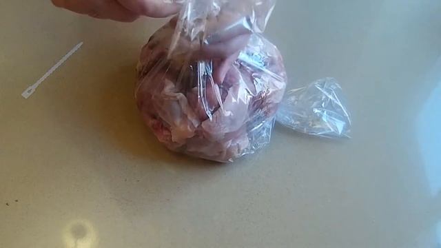 Курица запеченная с лавандой, медом и лимоном. смотреть онлайн