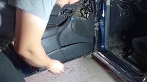 Как снять дверную карту водительской двери Ford Focus 1