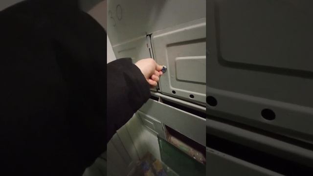 взломал почтовый ящик в подъезде смотреть онлайн