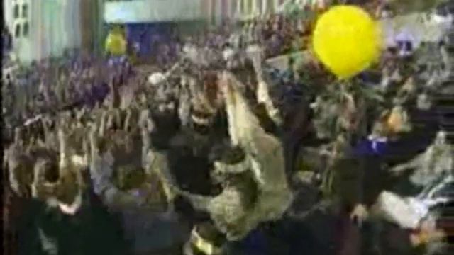 СПбУЭФ - 1-2 - 1995 г. - Финальная песня ДЗ смотреть онлайн