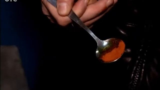 С помощью специальных красителей коммунальщики ищут места протечек смотреть онлайн