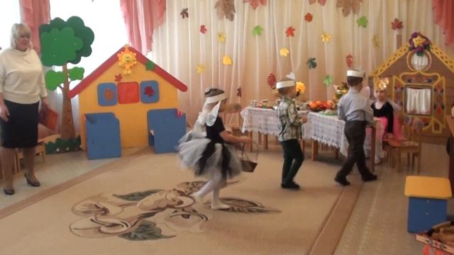 Театрализованная деятельность в средней группе детского сада. "Муха- Цокотуха" смотреть онлайн