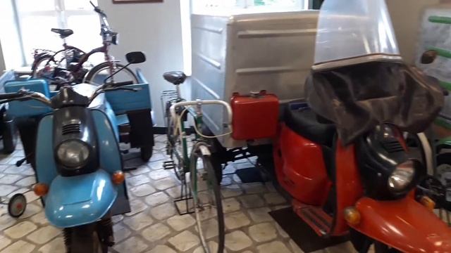 Самый большой в Европе частный музей техники!!! (ретро-автомобили, мотоциклы и многое другое!!!) смотреть онлайн