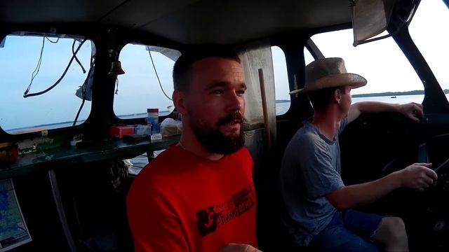 Буксировка катера Ярославец серия 1 .Переход на костромское море (водохранилище) смотреть онлайн
