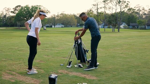 Kira Dixon and Johnny Wunder Test the New Big Bertha REVA Family \\ World of Wunder смотреть онлайн