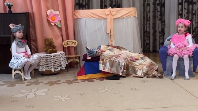 "СКАЗКА О ГЛУПОМ МЫШОНКЕ". Старшая группа смотреть онлайн