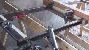 Фрагменты изготовления апилифта.  Fragments of the manufacture of apilift.