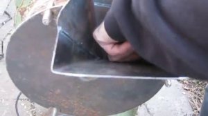 Как сделать измельчитель для веток из старой мельницы-зернодробилки. Щепа для мульчи,копчения.