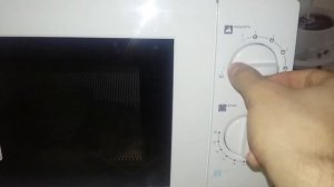 Микроволновка Rolsen.