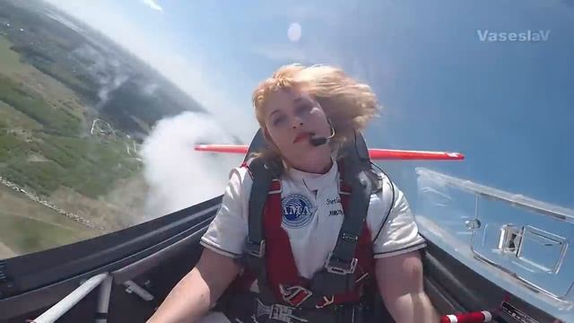 СВЕТЛАНА КАПАНИНА - ЛУЧШИЙ ПИЛОТ СТОЛЕТИЯ - Комментарии иностранцев