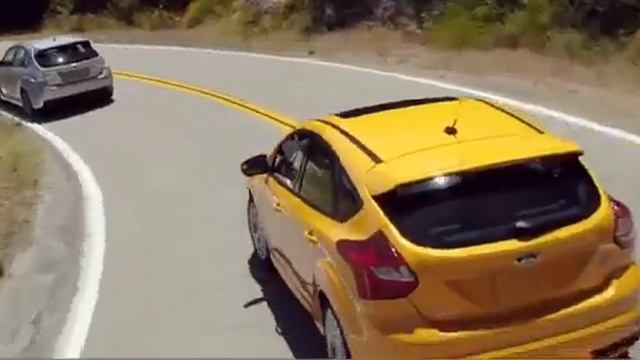 Ford shows us why its Focus ST is the best смотреть онлайн