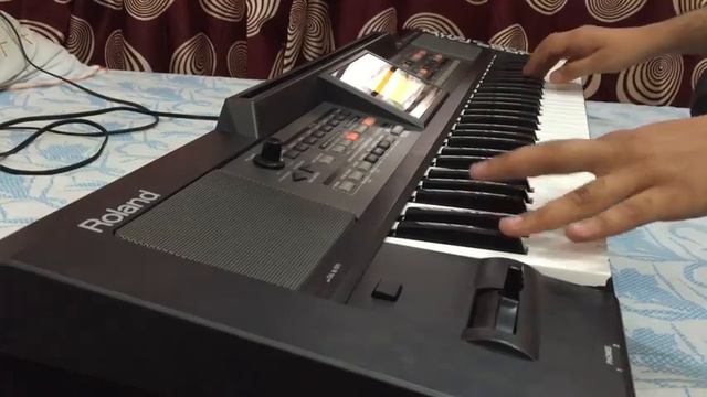 Keyboard Roland E09 Interactive Arranger смотреть онлайн