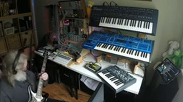 Eurorack Modular | Some Sound Design | Old Git Plays Guitar Like Twelve Year Old | Dusts off Ebow смотреть онлайн