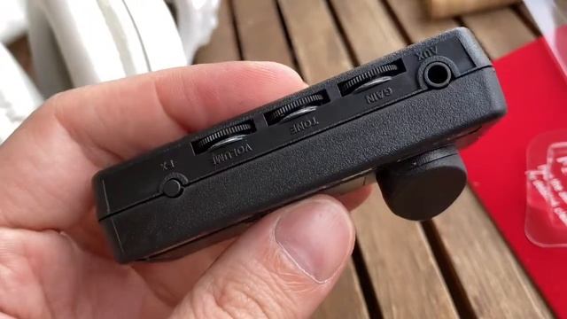 VOX Amplug 2 Clean - Компактнее некуда смотреть онлайн