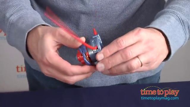 Beyblade Metal Fury Hyperblades Hyper-Strike Battle Set from Hasbro смотреть онлайн