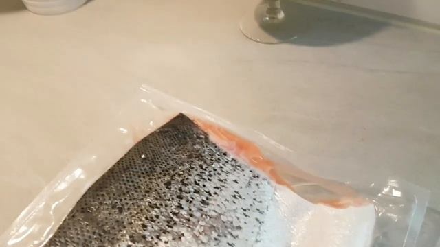 ЧТО СЪЕСТЬ, ЧТОБЫ ПОХУДЕТЬ?РЕЦЕПТЫ ДЛЯ ПОХУДЕНИЯ?ГОТОВЛЮ ЛОСОСЬ ДЛЯ ЗАМОРОЗКИ? смотреть онлайн