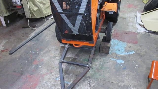 Минитрактор переломка, передняя навеска для ножа(переделка) смотреть онлайн