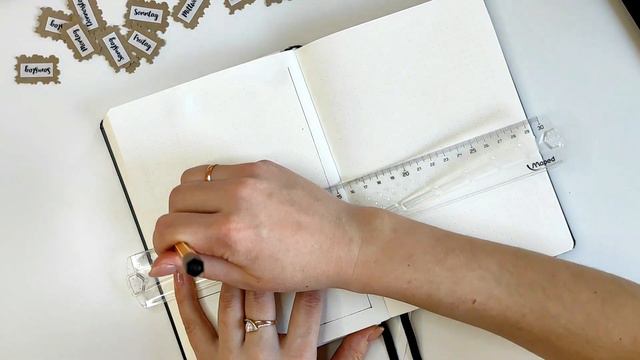 Ежедневник на март 2022 🌷 Оформление разворотов на март смотреть онлайн
