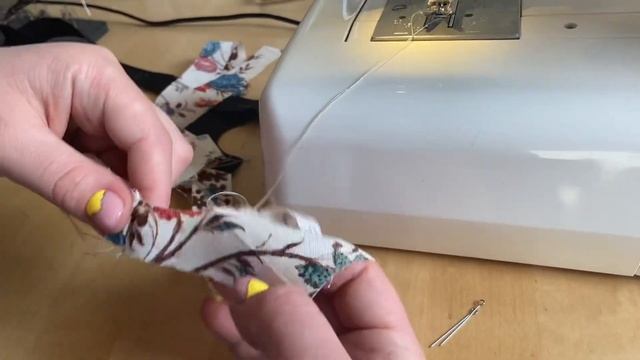 Традиционные ремёсла. Пошив подгрудного сарафана. Занятие 10. Обработка лямочек. смотреть онлайн